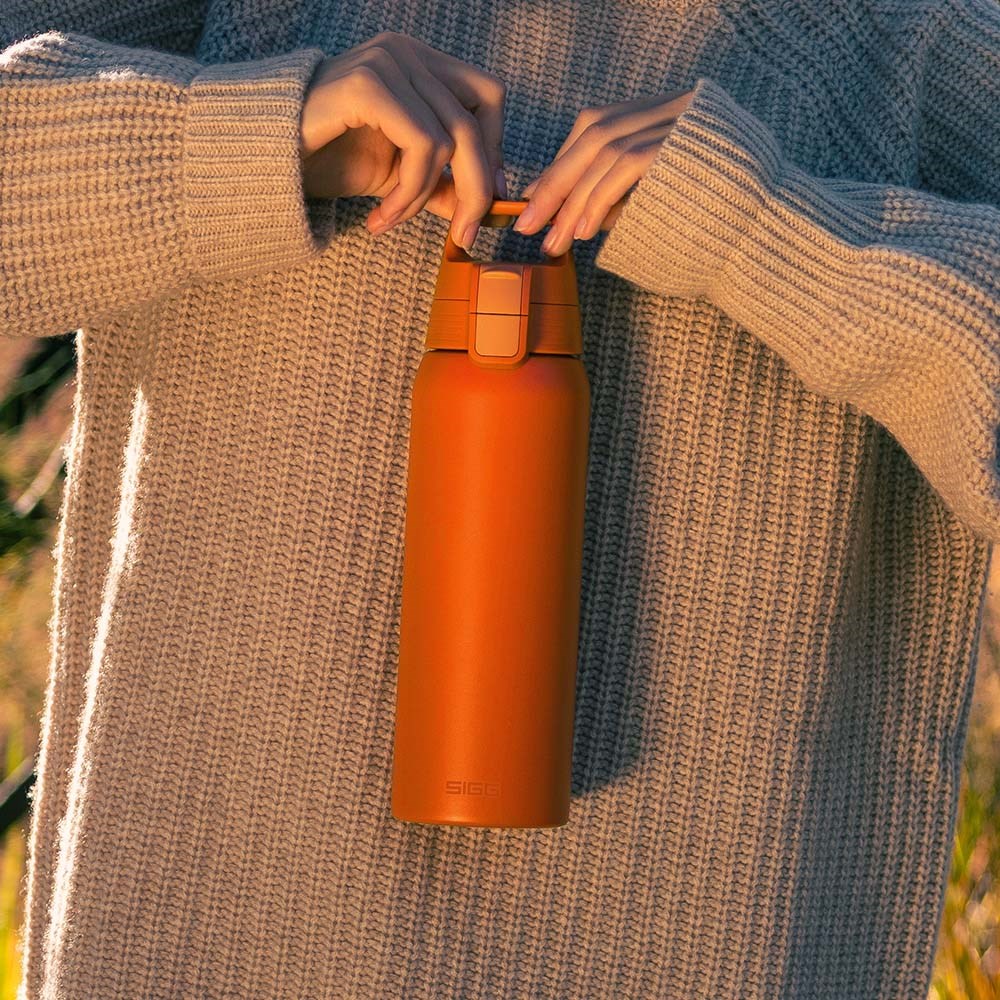 SIGG Shield 輕量保溫瓶 0.75L 奶油黃